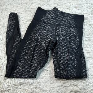 Lululemon Featherlight Tight Iridescent Multi Black / Black